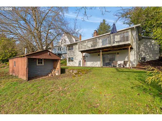 2738 Southwest Moss Street Portland, OR 97219 - Photo 36 of 46