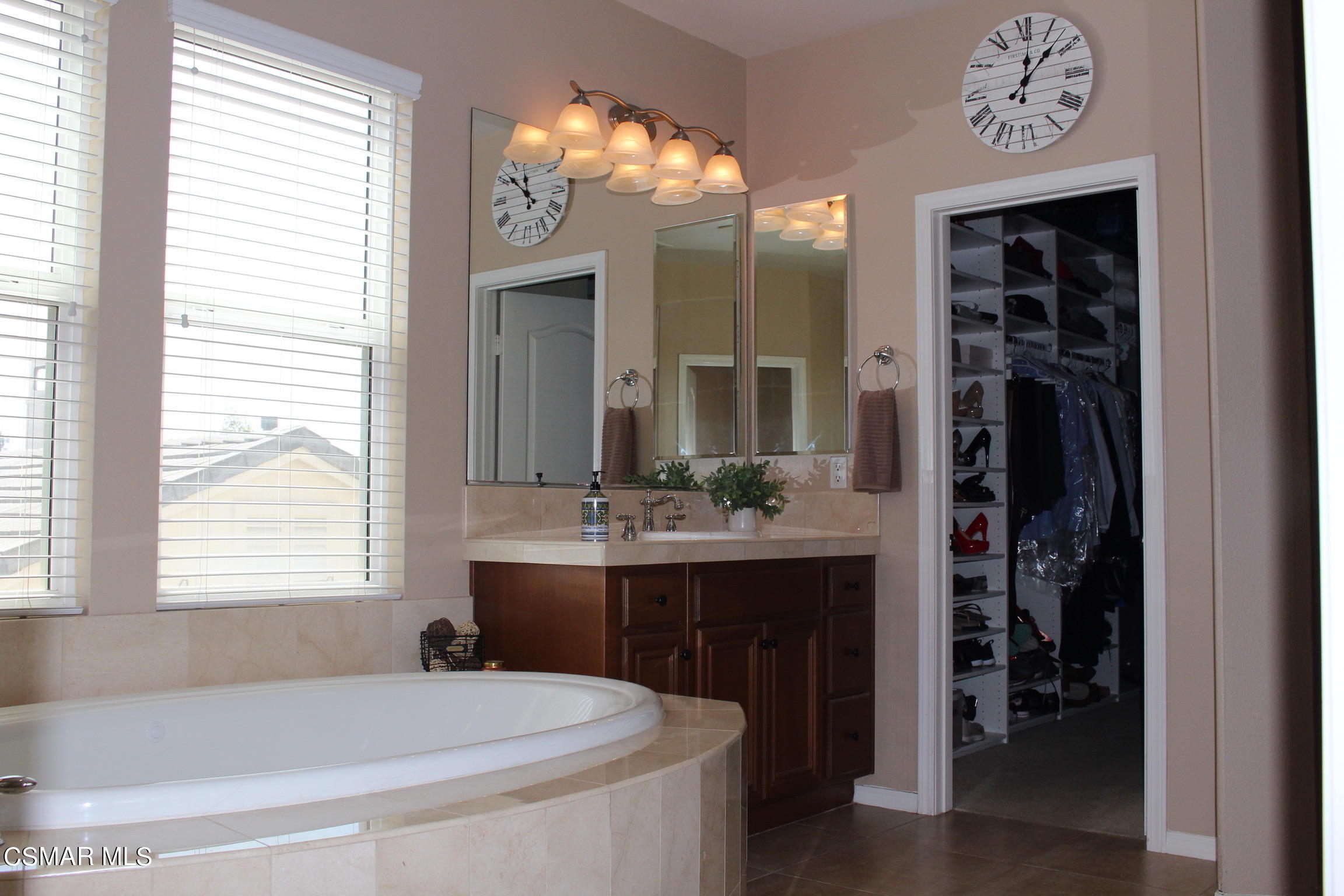 6849 Blue Ridge Way Moorpark, CA 93021 - Photo 40 of 65 IMG_6370