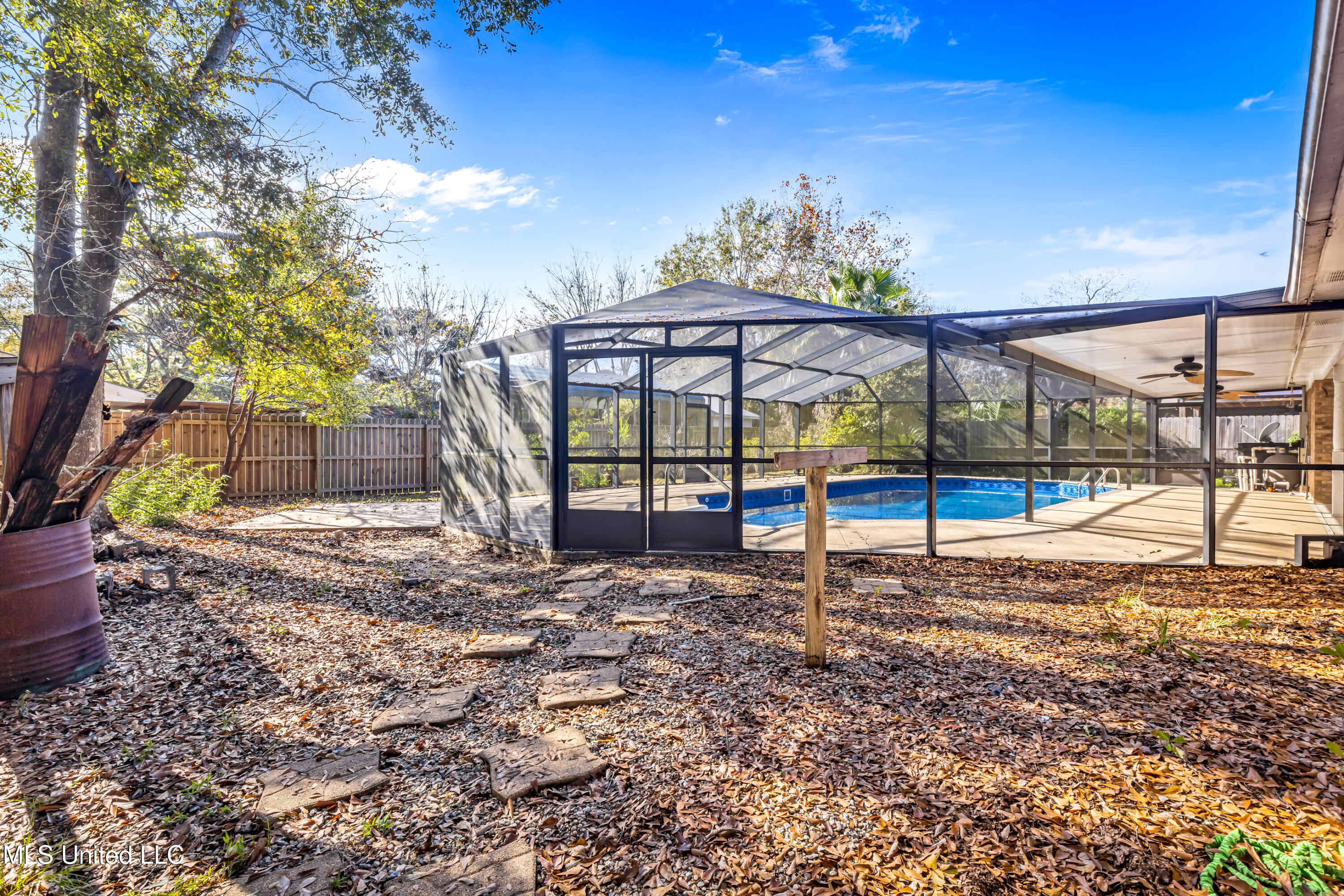 2526 Havard Road Ocean Springs, MS 39564 - Photo 26 of 31 2526HavardRd-27