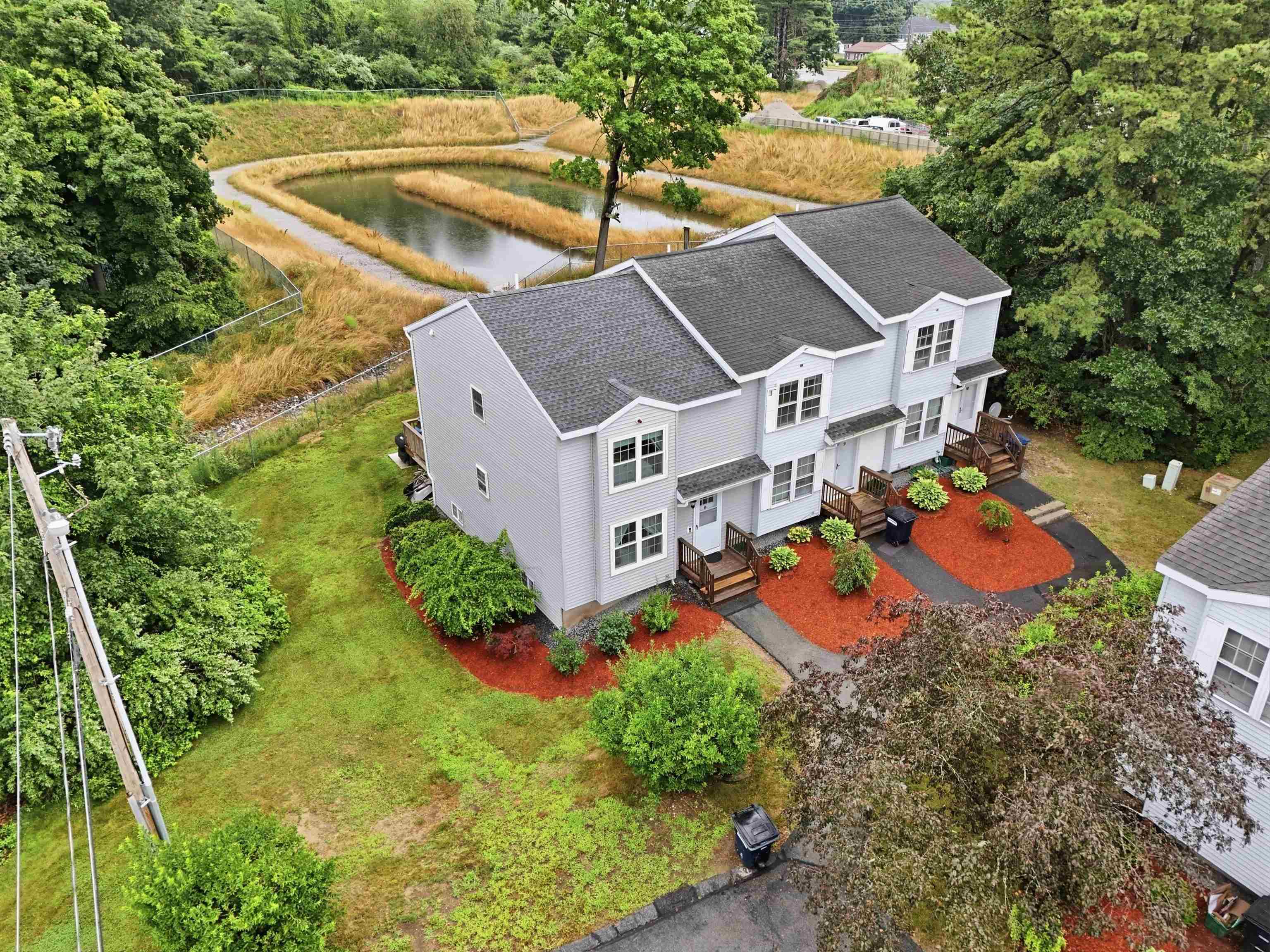 107 Franklin St Extension, Unit 8 Derry, NH 03038 - Photo 41 of 45
