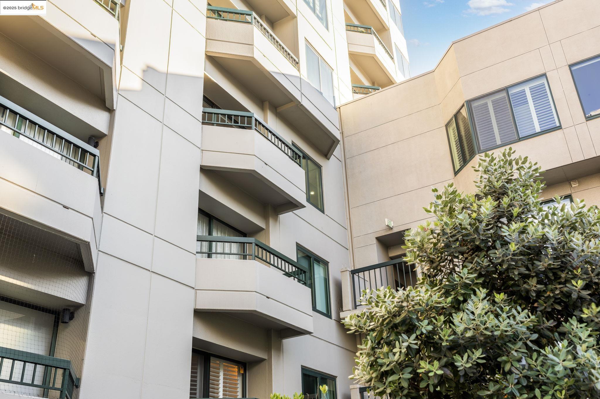 601 Van Ness Avenue, Unit 441 San Francisco, CA 94102 - Photo 39 of 58 a view of buildings