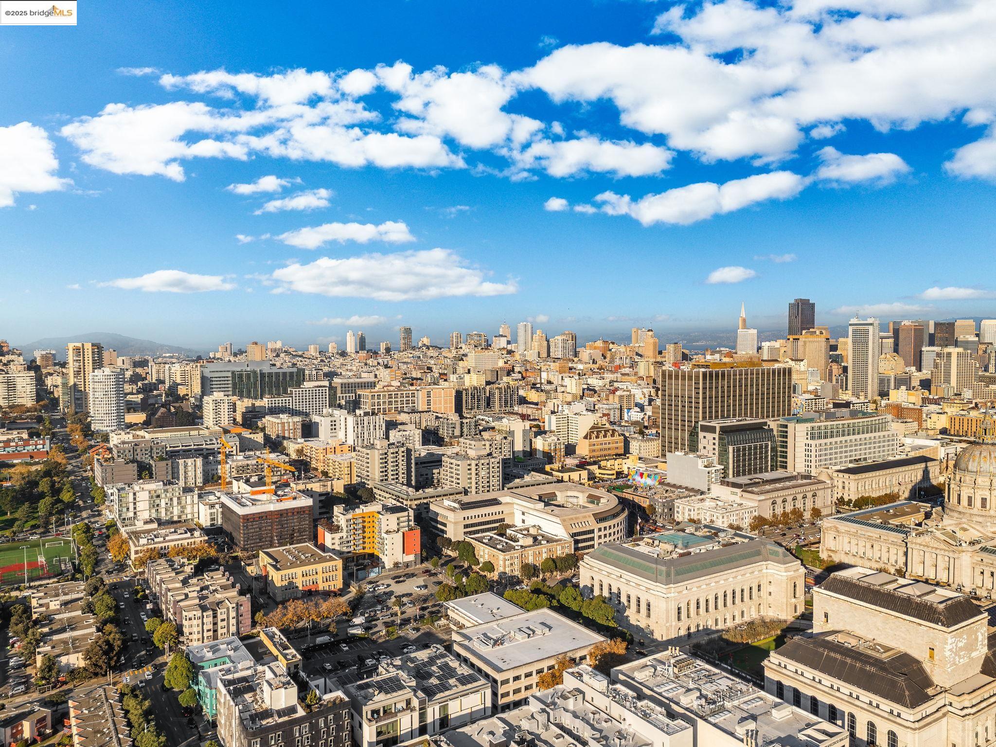 601 Van Ness Avenue, Unit 441 San Francisco, CA 94102 - Photo 46 of 58 a view of a city