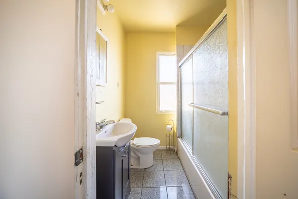 $350,000 | 3802 West 64th Street, Chicago, IL 60629