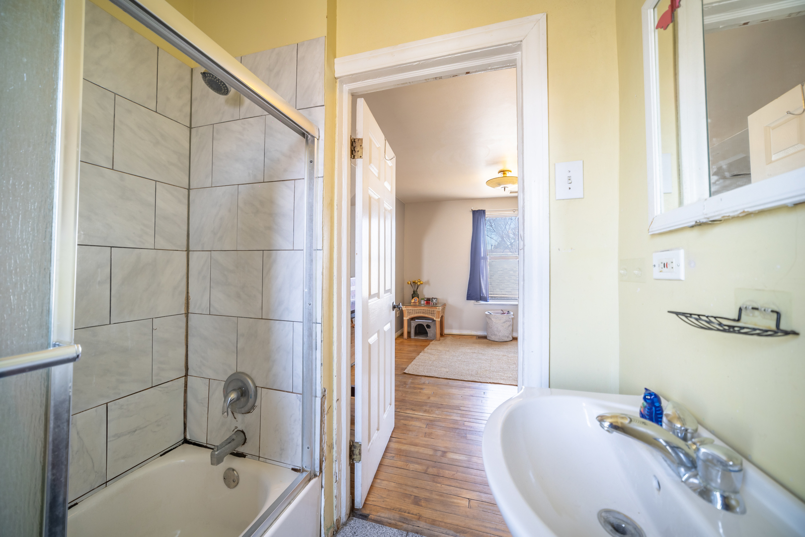 3802 West 64th Street Chicago, IL 60629 - Photo 12 of 37