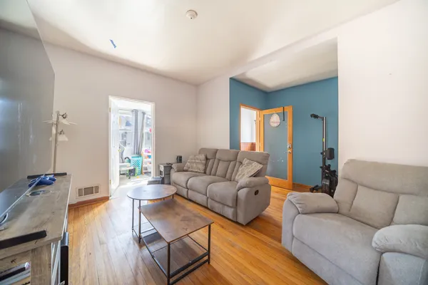 $350,000 | 3802 West 64th Street, Chicago, IL 60629