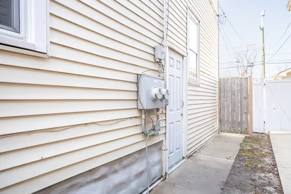 $350,000 | 3802 West 64th Street, Chicago, IL 60629
