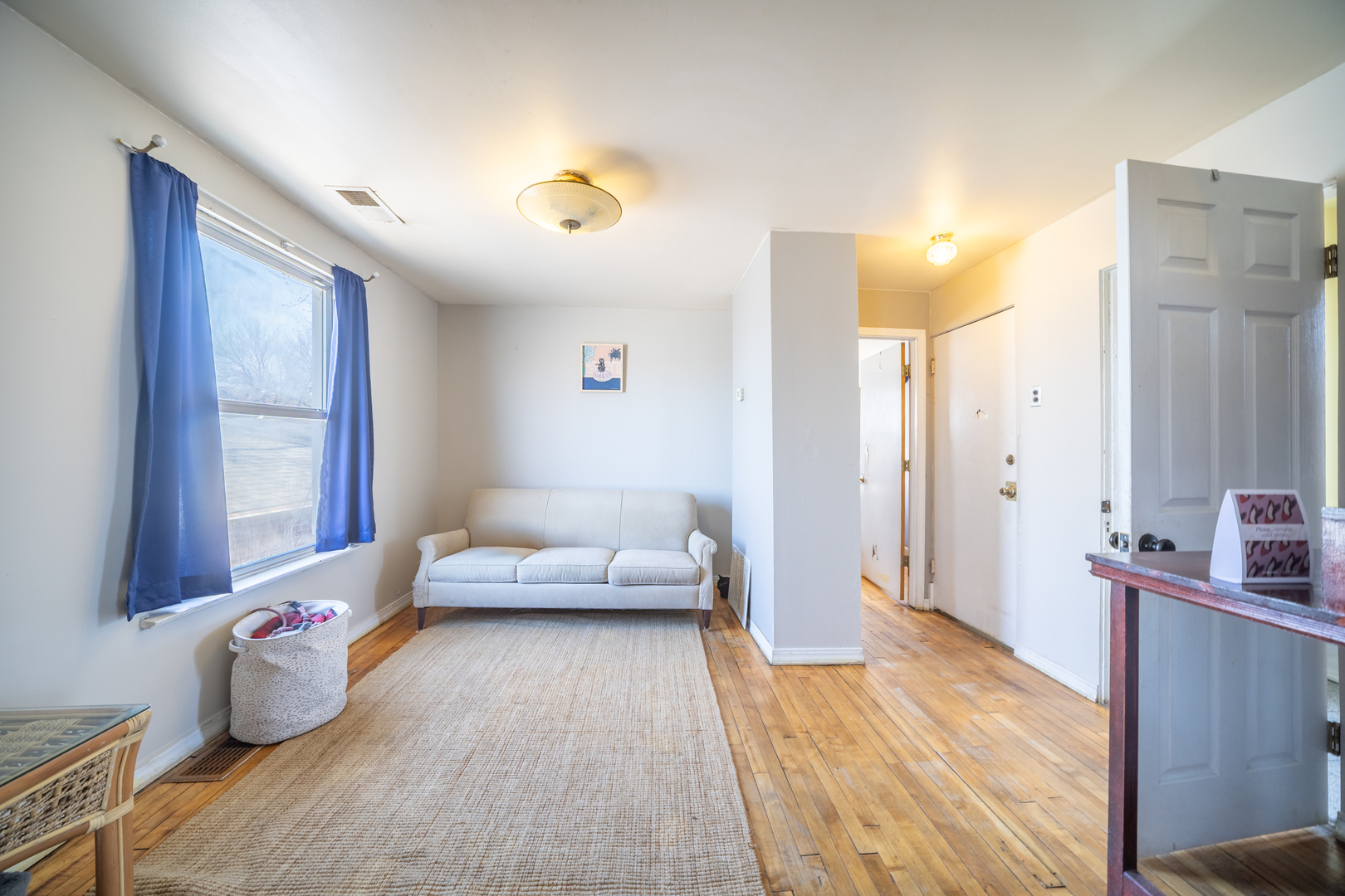 3802 West 64th Street Chicago, IL 60629 - Photo 4 of 37