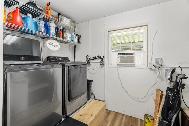 $369,500 | 1032 Willis Avenue, Sarasota, FL 34232