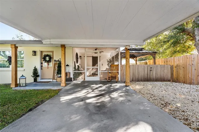 $369,500 | 1032 Willis Avenue, Sarasota, FL 34232