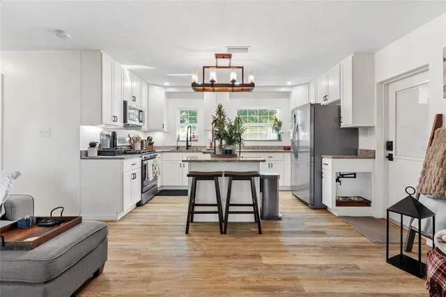 $369,500 | 1032 Willis Avenue, Sarasota, FL 34232