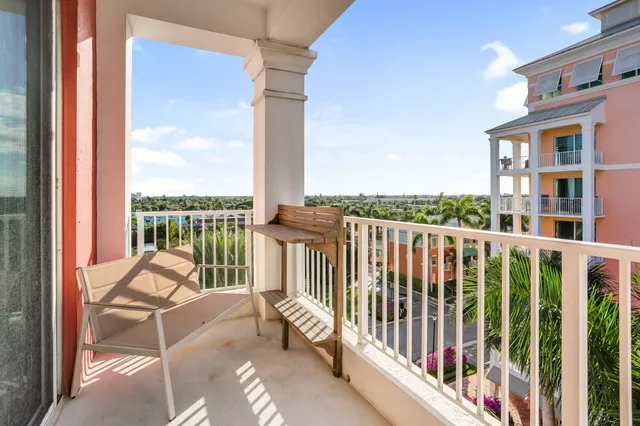 $6,000 | 806 East Windward Way, Unit 617, Lantana, FL 33462