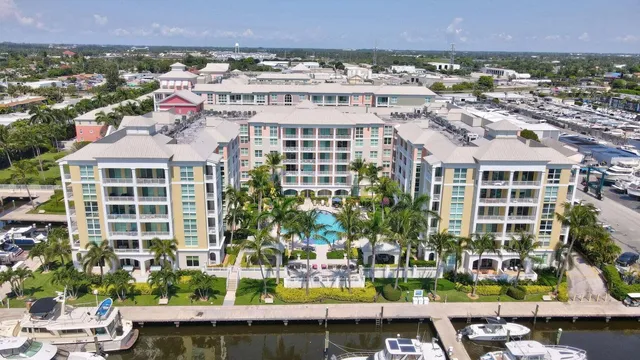 $6,000 | 806 East Windward Way, Unit 617, Lantana, FL 33462