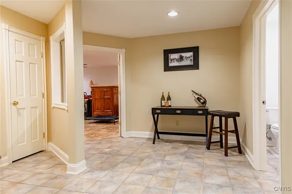 $1,075,000 | 5857 East Lake Road, Cazenovia, NY 13035