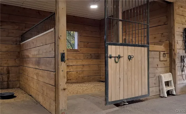 $1,075,000 | 5857 East Lake Road, Cazenovia, NY 13035