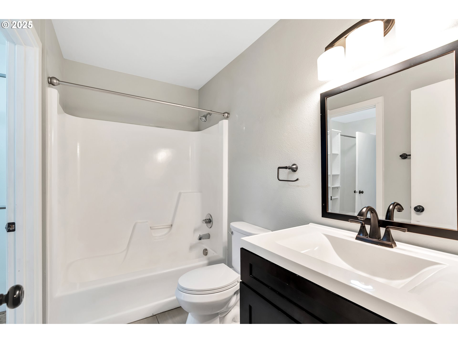 35 Oswego Lake Oswego, OR 97035 - Photo 16 of 31