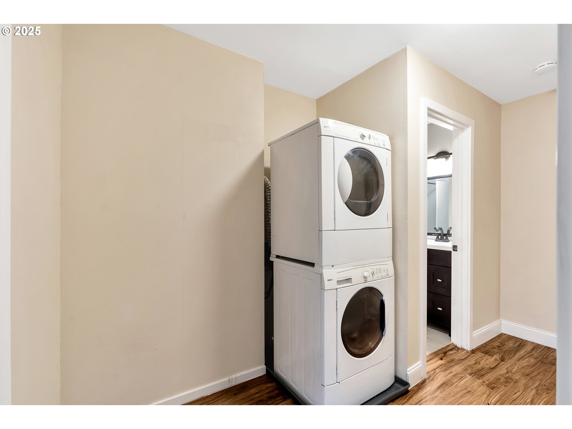 35 Oswego Lake Oswego, OR 97035 - Photo 17 of 31