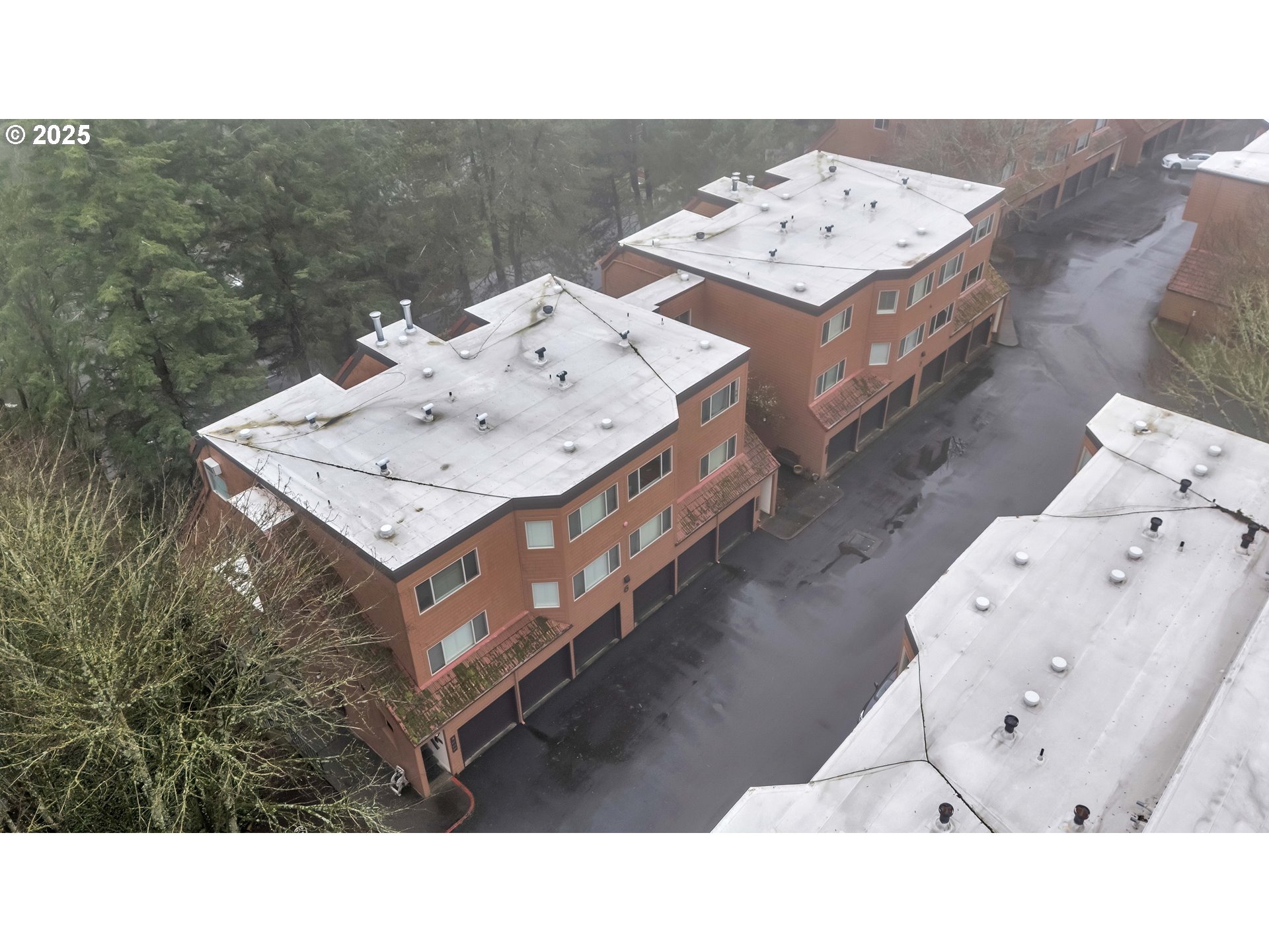 35 Oswego Lake Oswego, OR 97035 - Photo 3 of 31