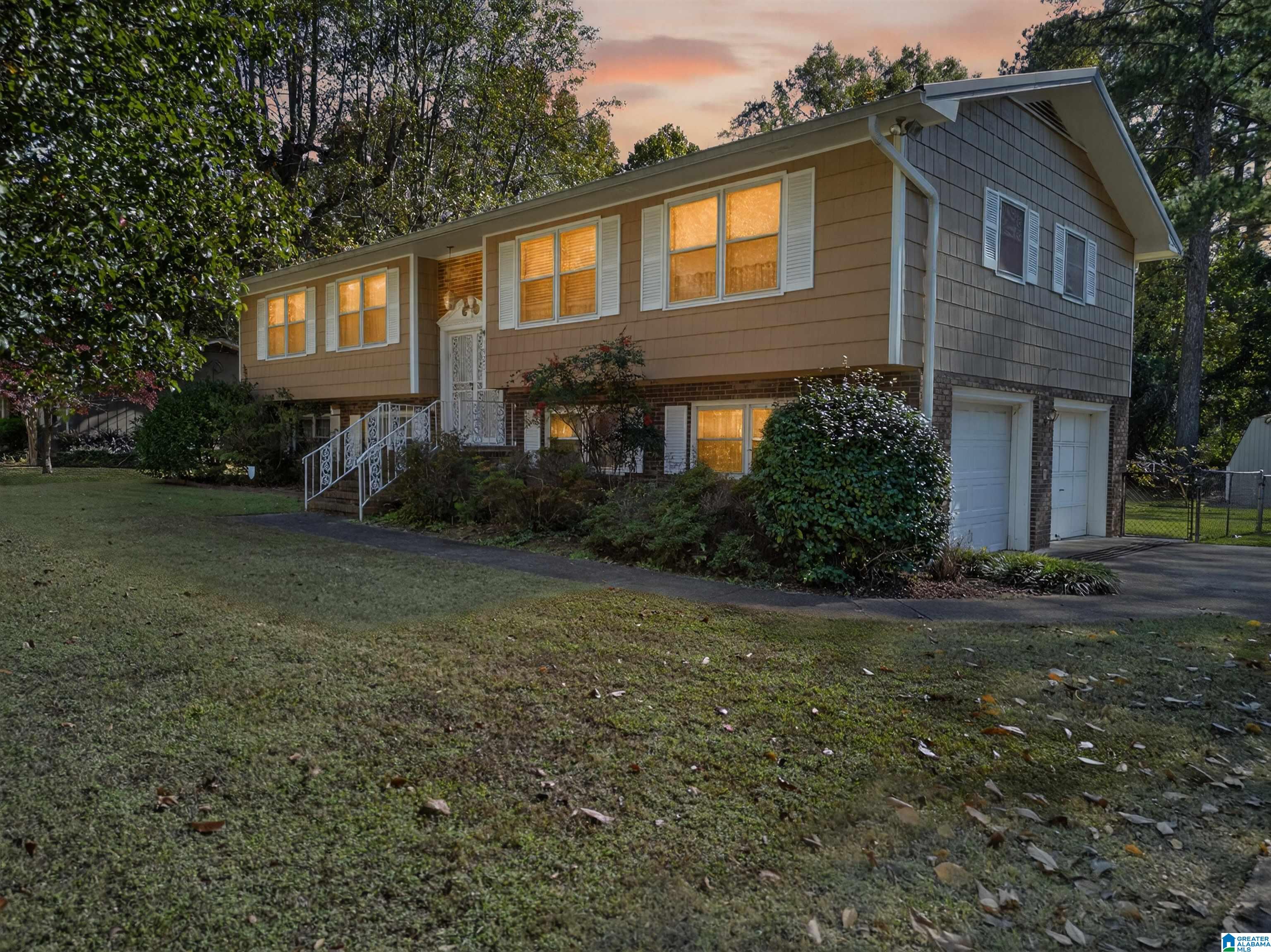 1920 Valley Creek Road Anniston, AL 36207 - Photo 2 of 44