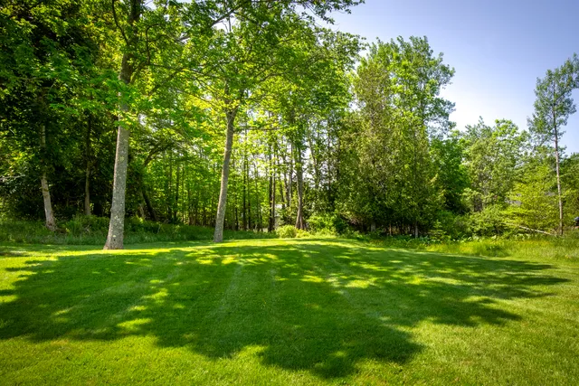 $295,000 | 108 Colony Road, Islesboro, ME 04848