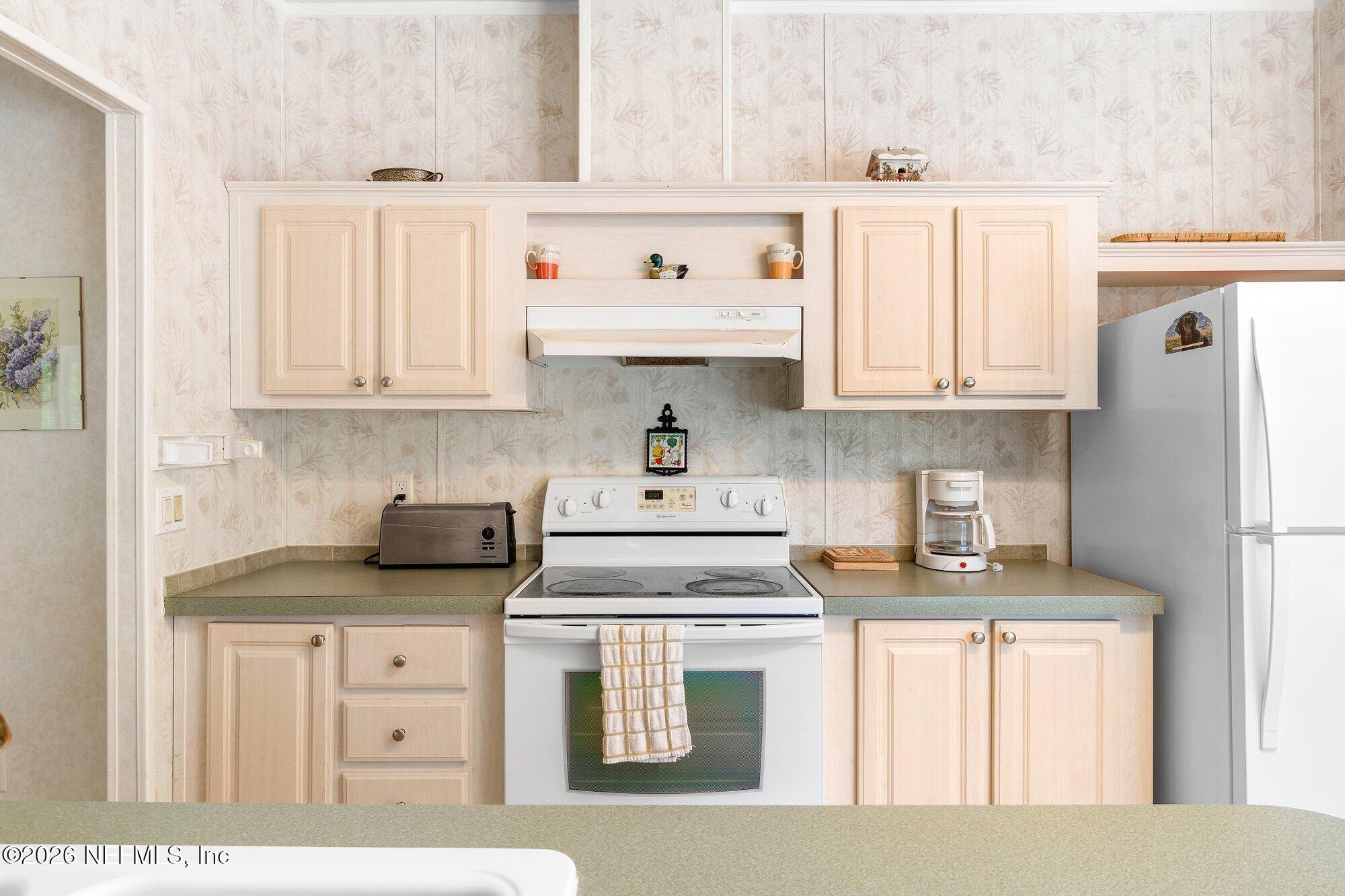 100 Mcgrady Lake Road Crescent City, FL 32112 - Photo 10 of 59 Kitchen