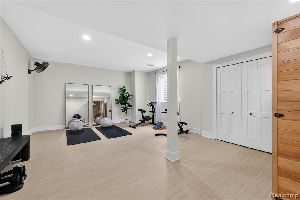 8439 Holcomb Road Clarkston, MI 48348 - Photo 55 of 64