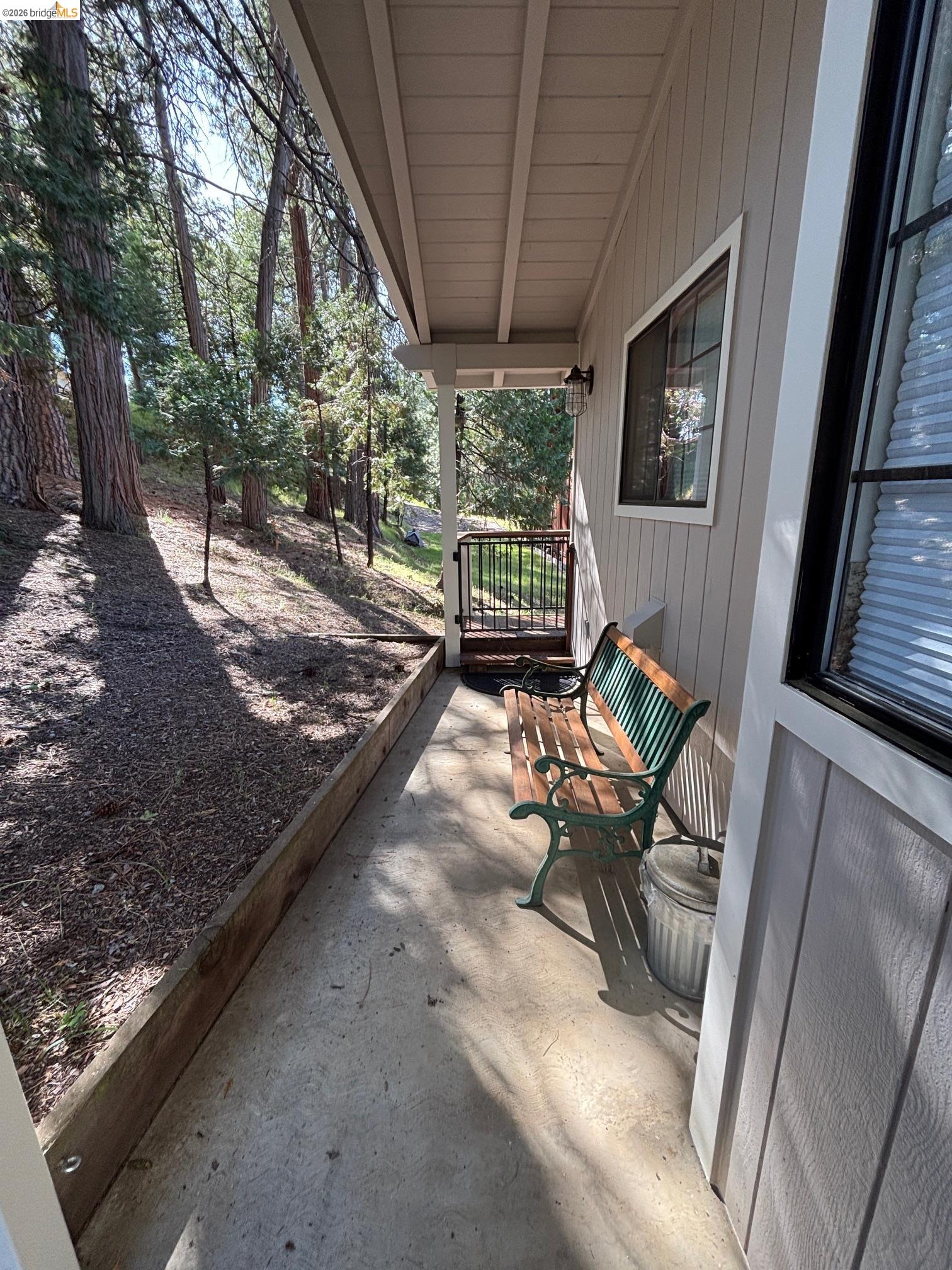 20728 Point View Drive Groveland, CA 95321 - Photo 40 of 45 a view of a chairs in a balcony