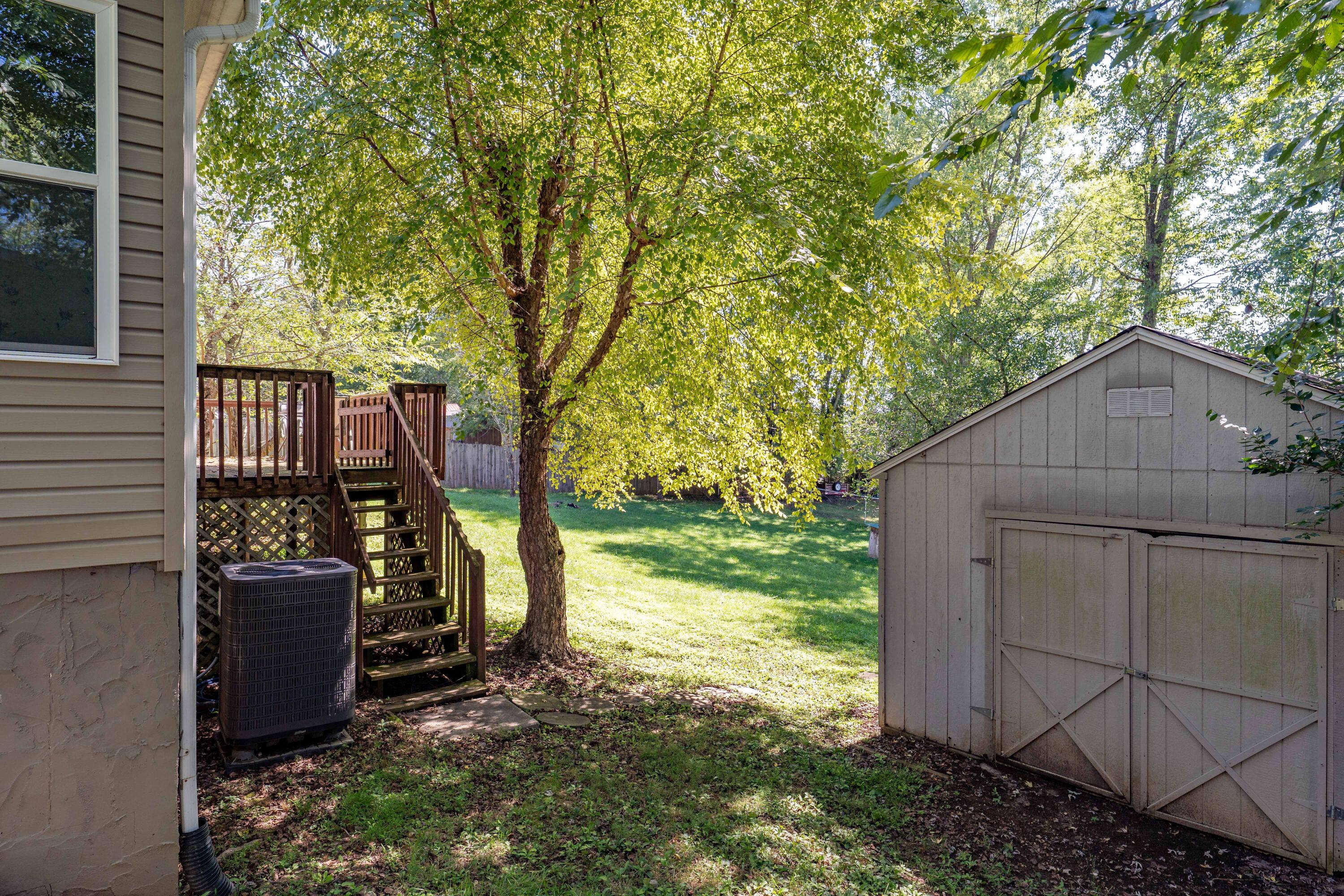 1009 Barber Road Bristol, TN 37620 - Photo 13 of 40 1009 Barber Road (7 of 40)