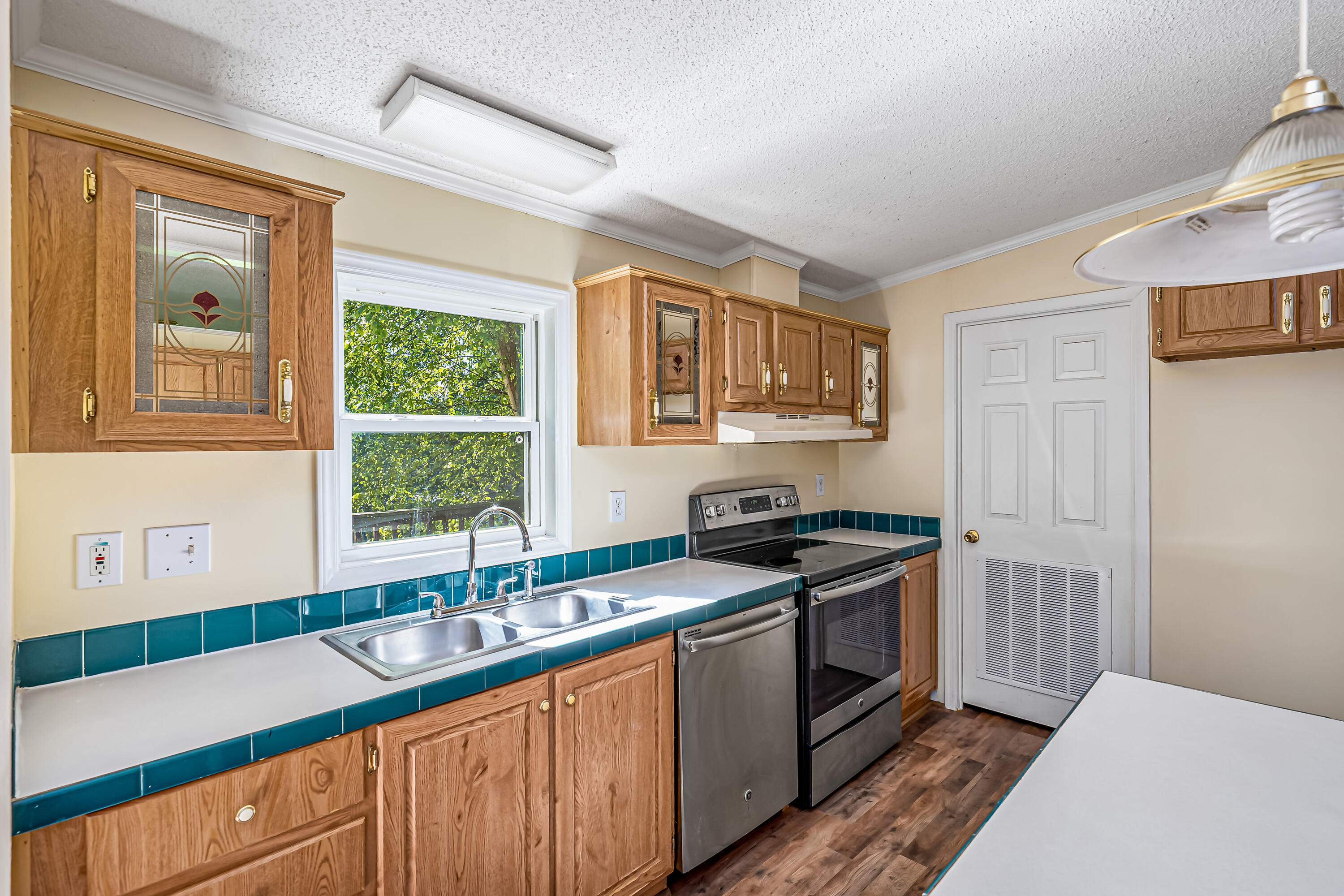 1009 Barber Road Bristol, TN 37620 - Photo 29 of 40 1009 Barber Road (26 of 40)