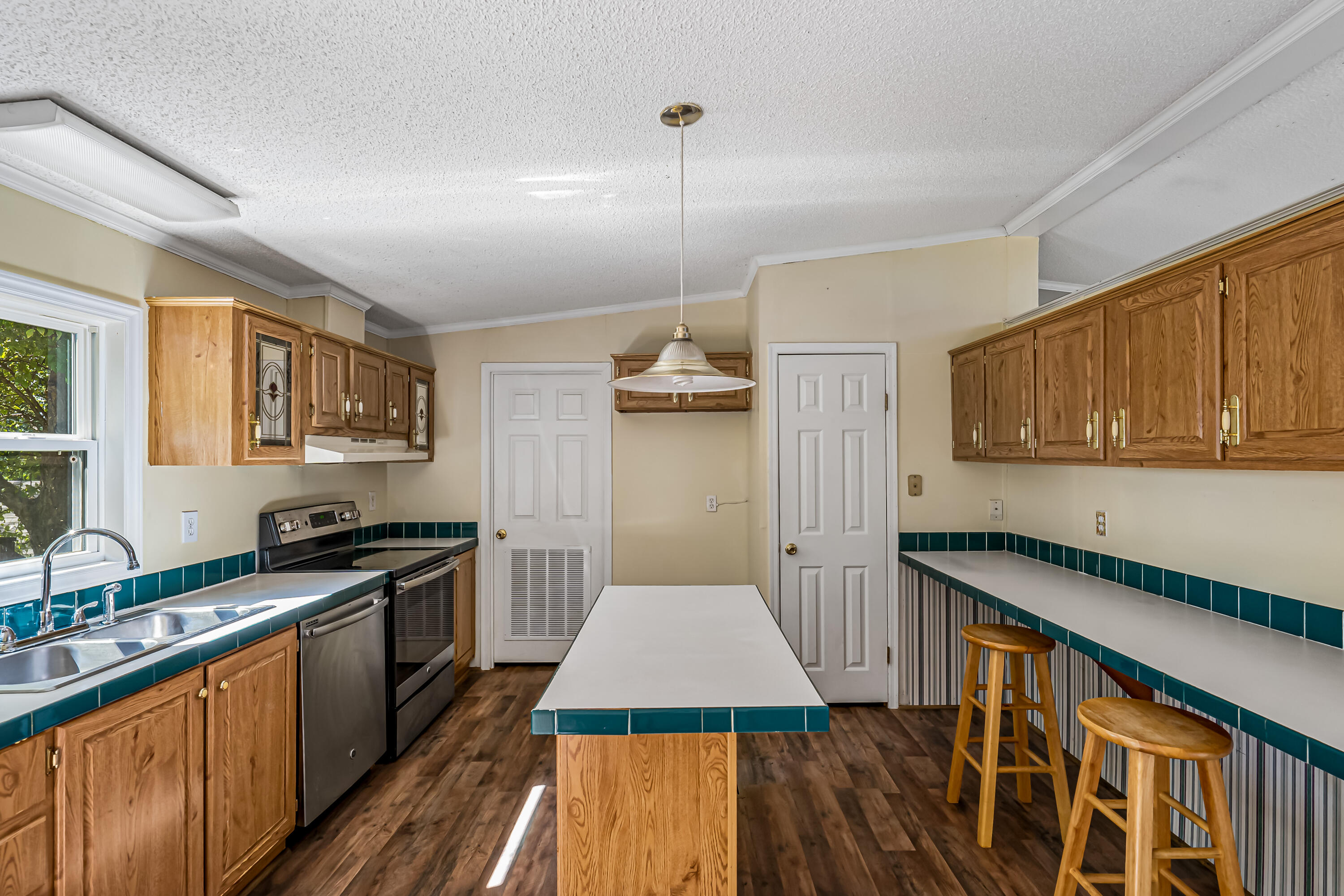 1009 Barber Road (25 of 40)