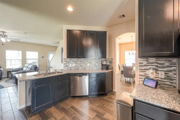 $2,500 | 3030 Currier Court, Rosenberg, TX 77471