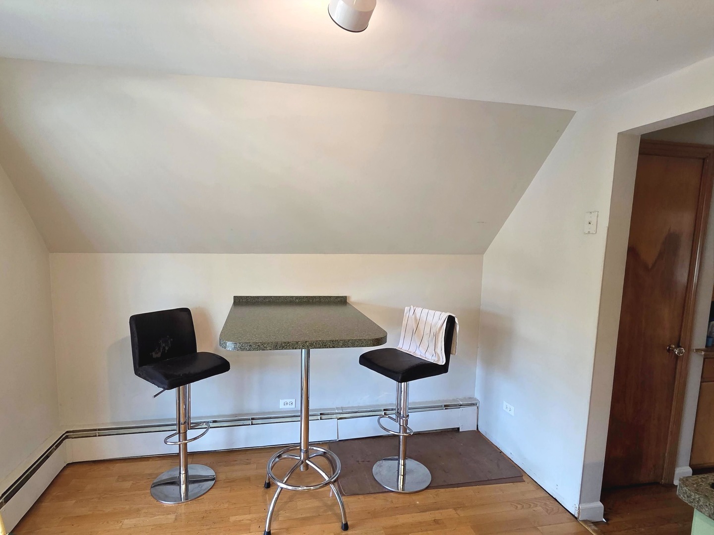 6159 North Meade Avenue Chicago, IL 60646 - Photo 14 of 25
