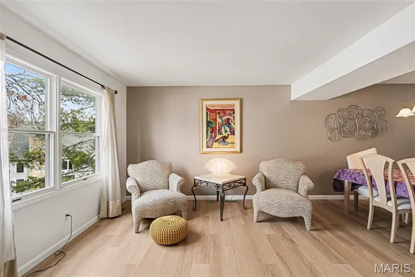 $399,000 | 1554 Charlemont Drive, Chesterfield, MO 63017