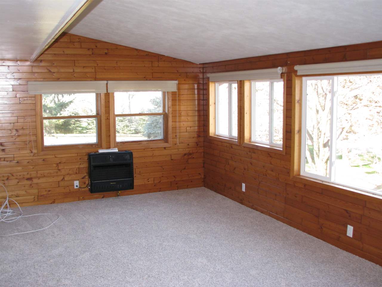 1152 Middle Road South Beloit, IL 61080 - Photo 11 of 24 a view of an empty room with a window