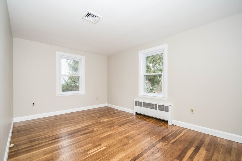 41 Knollwood Road Reading, MA 01867 - Photo 22 of 30 Gallery Image 22