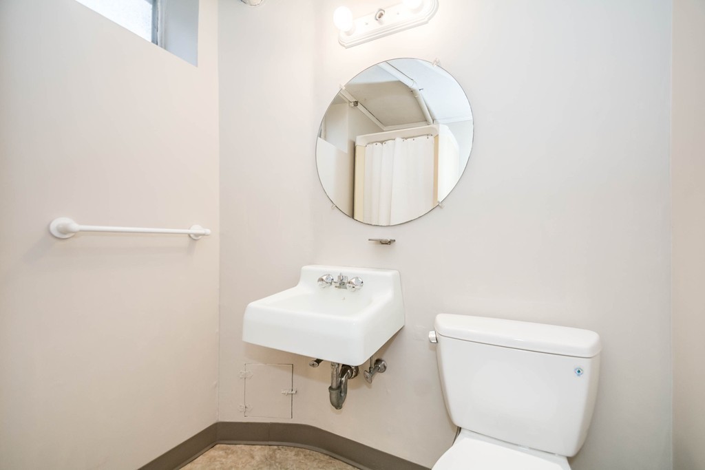 41 Knollwood Road Reading, MA 01867 - Photo 26 of 30 Gallery Image 26