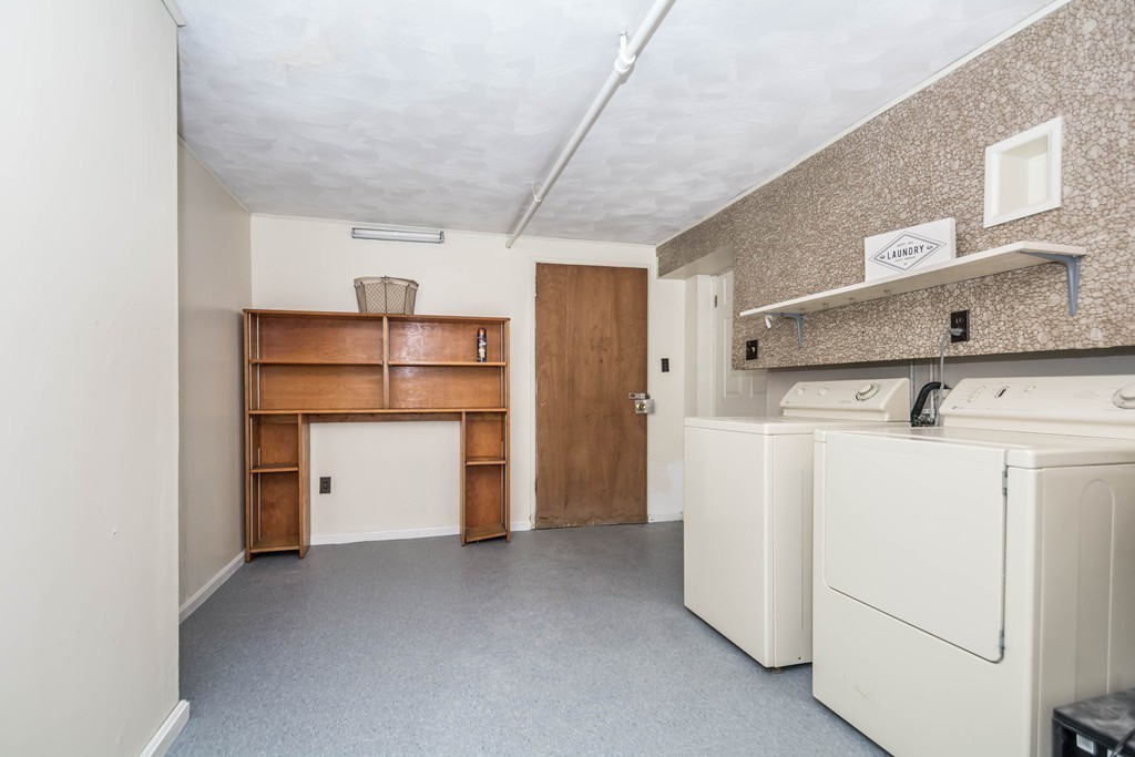 41 Knollwood Road Reading, MA 01867 - Photo 28 of 30 Gallery Image 28