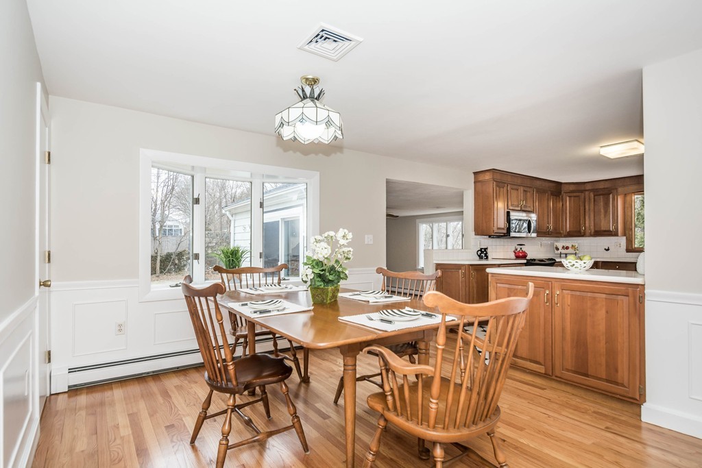 41 Knollwood Road Reading, MA 01867 - Photo 8 of 30 Gallery Image 8