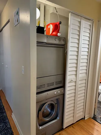 $2,200 | 222 East Pearson Street, Unit 303, Chicago, IL 60611