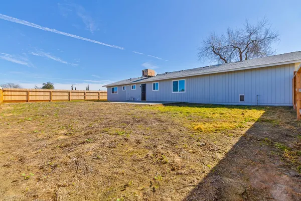 $750,000 | 34937 Avenue 13 1/2, Madera, CA 93636