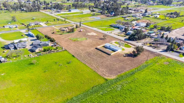$750,000 | 34937 Avenue 13 1/2, Madera, CA 93636