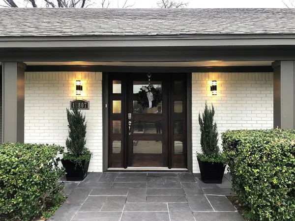$3,950 | 10807 Marsh Lane, Dallas, TX 75229