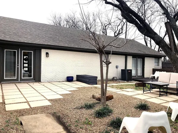 $3,950 | 10807 Marsh Lane, Dallas, TX 75229
