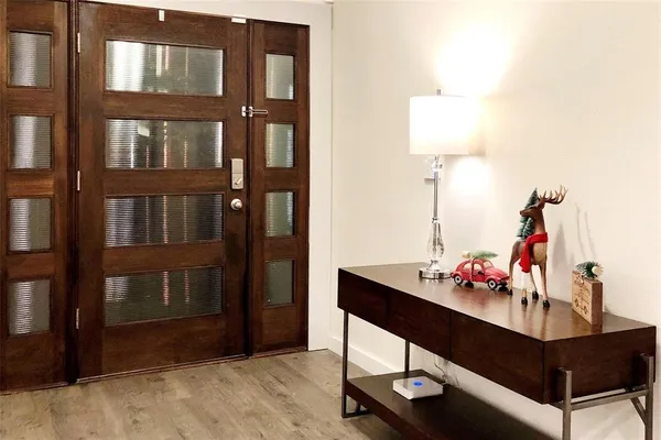 $3,950 | 10807 Marsh Lane, Dallas, TX 75229