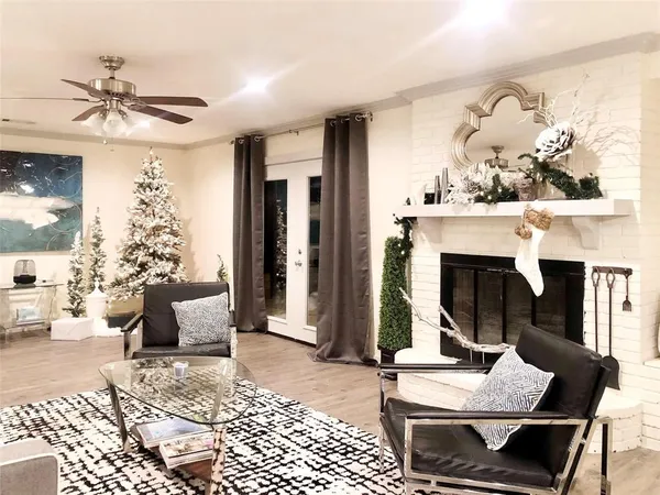 $3,950 | 10807 Marsh Lane, Dallas, TX 75229