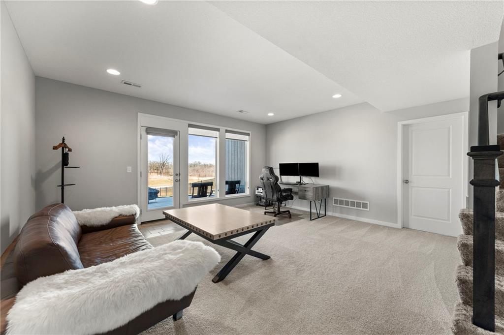 5013 North 145th Street Basehor, KS 66007 - Photo 35 of 67