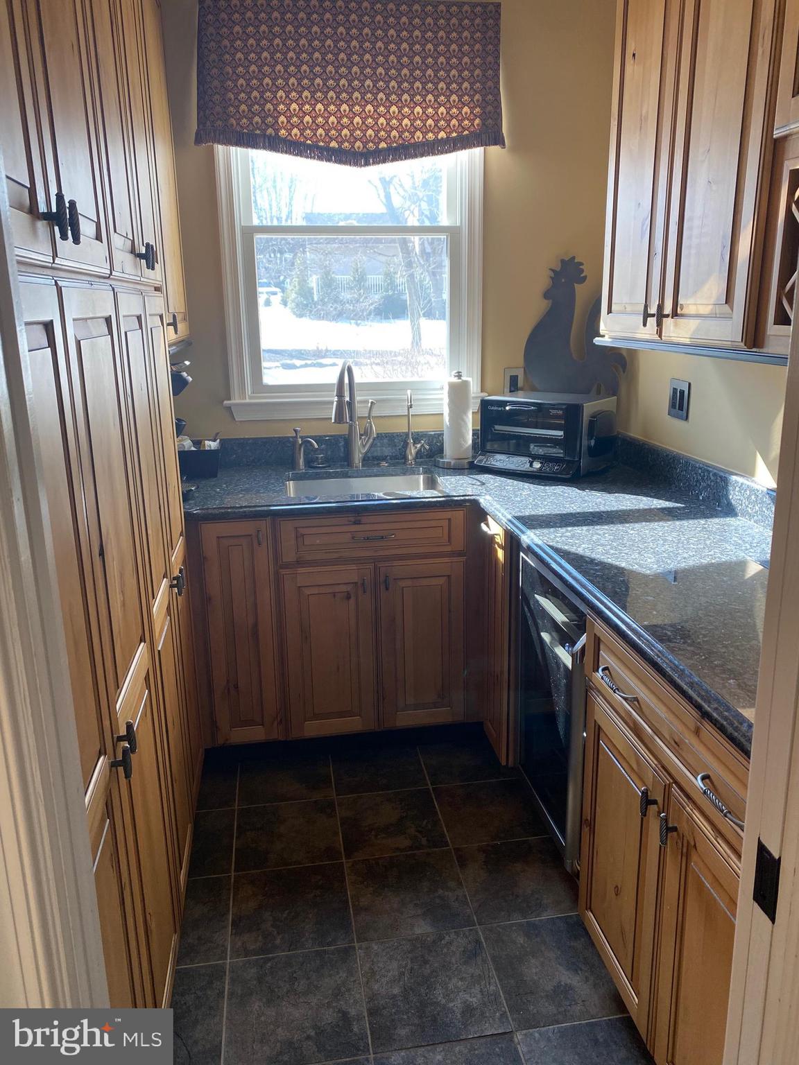 1446 West Rockspray Road Jamison, PA 18929 - Photo 11 of 57 Butler's pantry