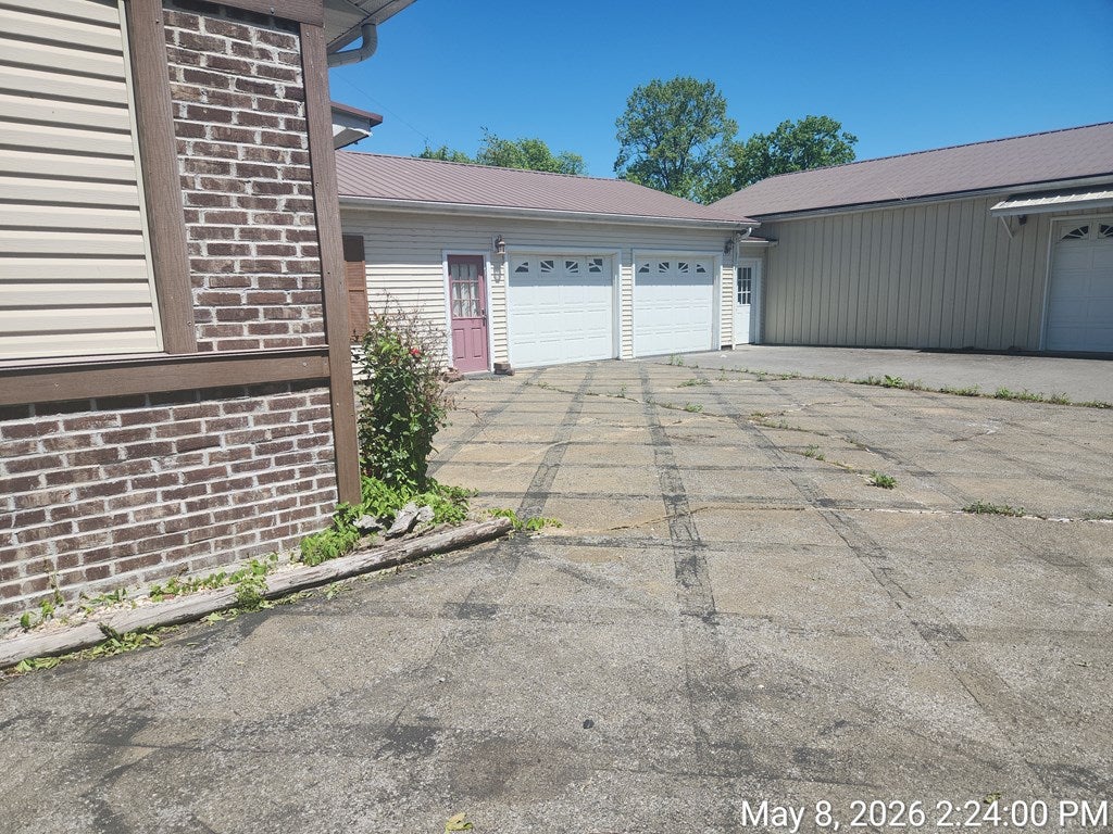 7523 DC Caney Ridge Road Coeburn, VA 24230 - Photo 3 of 23 Gallery Image 3