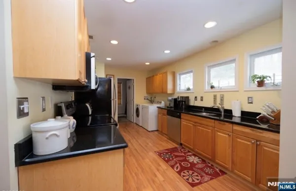 $3,000 | 64 Hilltop Trail, Sparta, NJ 07871