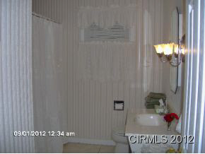 2916 East Bocock Road Marion, IN 46952 - Photo 10 of 18