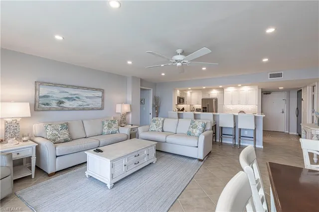 $12,000 | 11030 Gulf Shore Drive, Unit 901, Naples, FL 34108